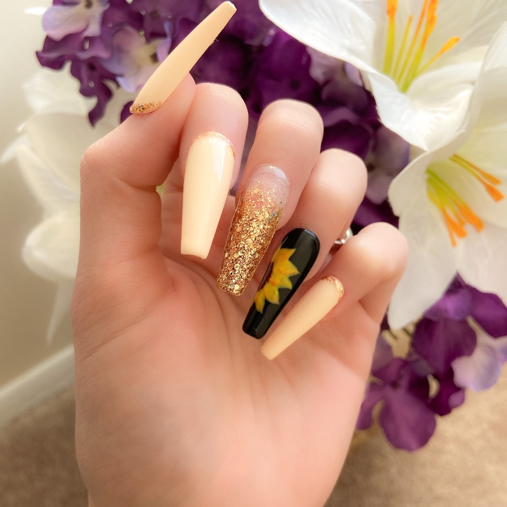Sunflower🌻 Press-On Nails